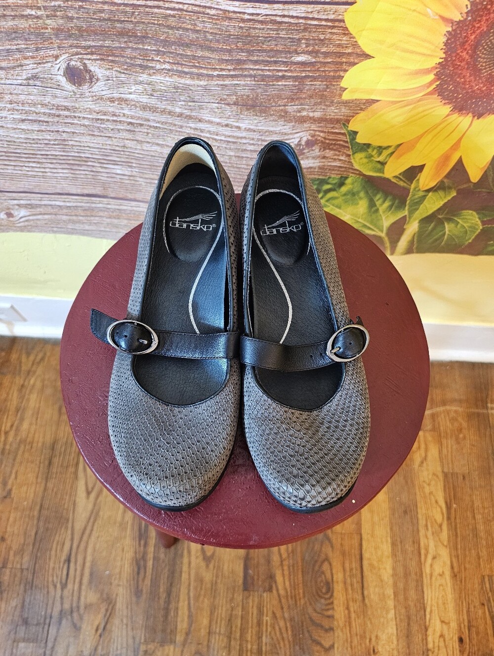 Dansko Women's Shoes